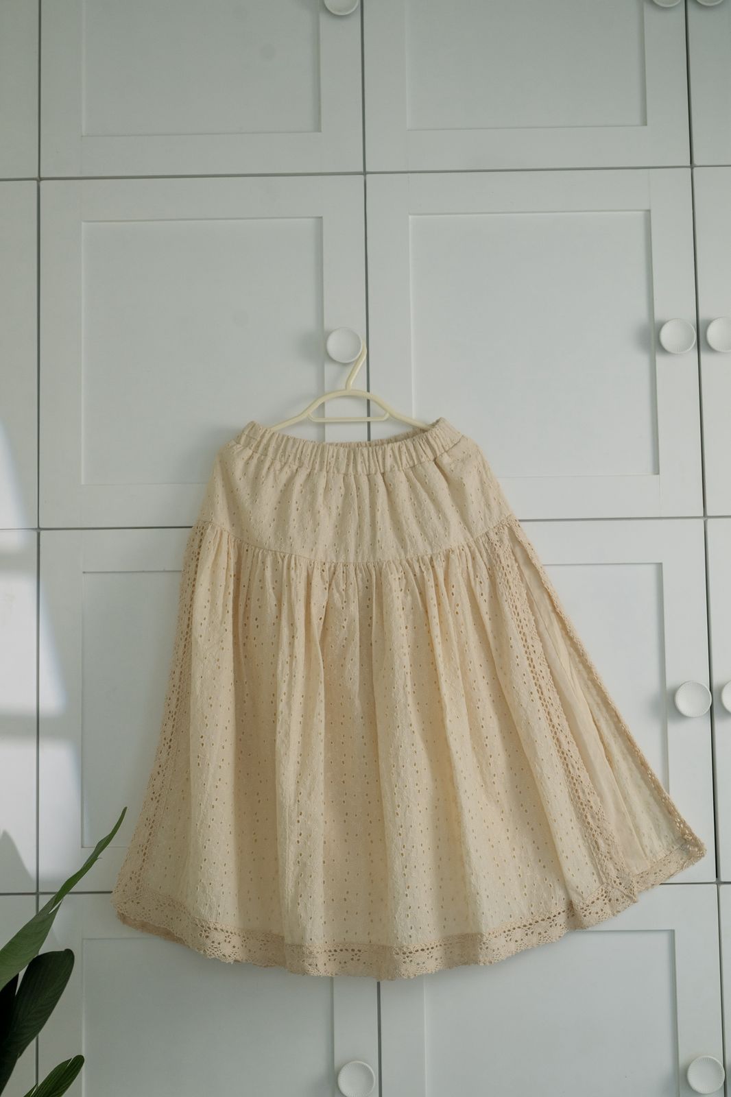 Cream Hakoba Flared Skirt